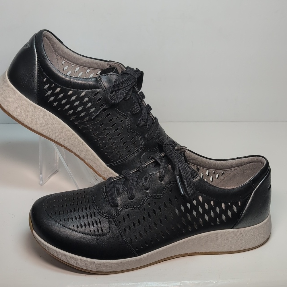 NWOT Dansko Charlie perforated leather sneaker shoes women's size 10.5. EU 41 - Picture 6 of 14